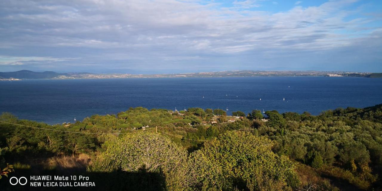 Villa Casa Paolina Nel Centro Di Bracciano Exterior foto